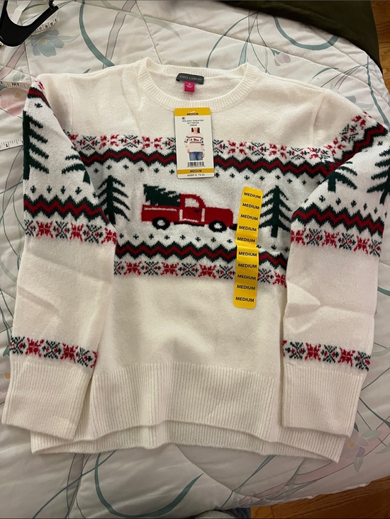 Vince Camuto Sweaters - Vince Camuto Cream Knit Crewneck with Red Truck and Green Tree Motif